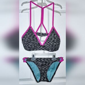 Athleta Women's Bikini Swimsuit. EUC Super cute & well made.